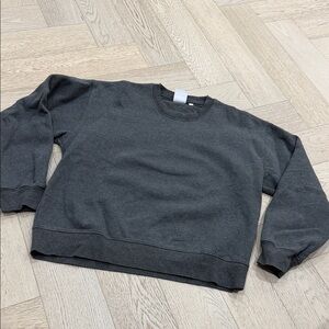 Aritzia sweatfleece perfect fit crew size medium